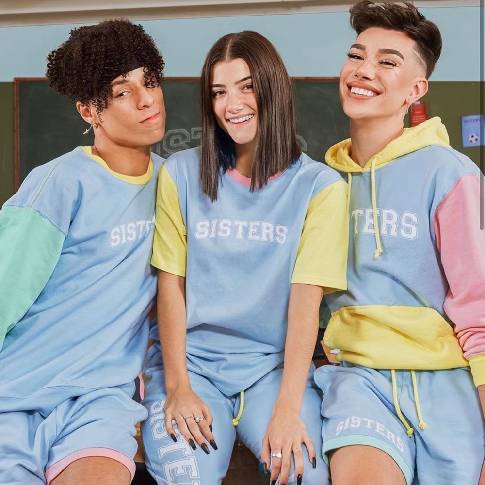 JAMES CHARLES SISTERS RECESS HOODIE IN BLUE YELLOW PINK SIZE XL NWOT - Picture 6 of 9